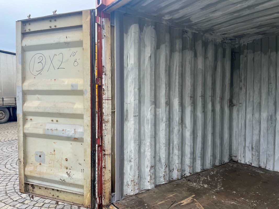 Contentor Usado de 10 Pés – Compacto, Económico e Resistente