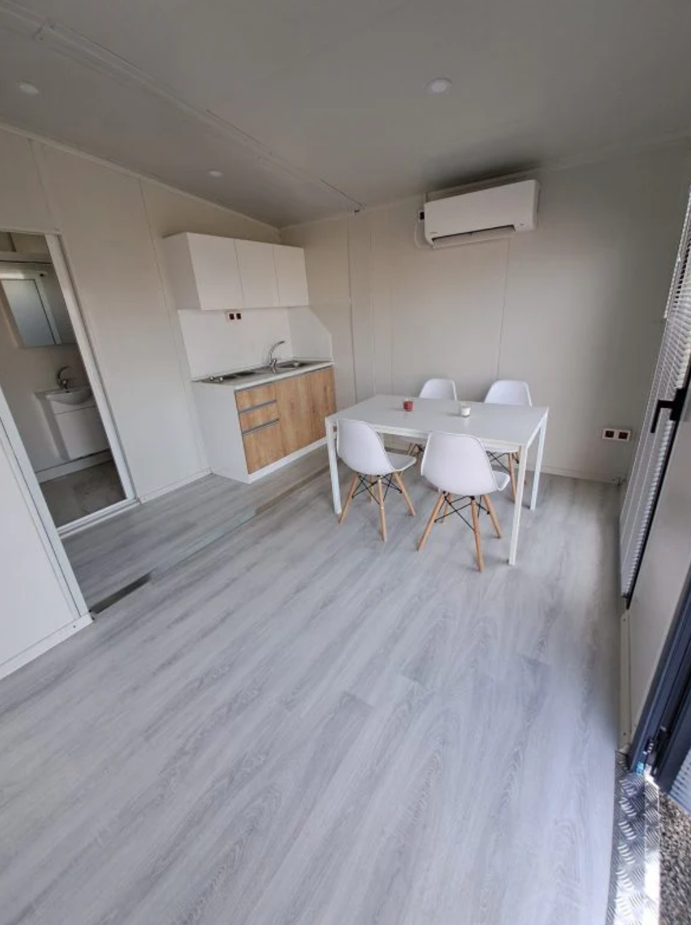 Bangalô mobiliado – Chalé com jardim de 28 m²