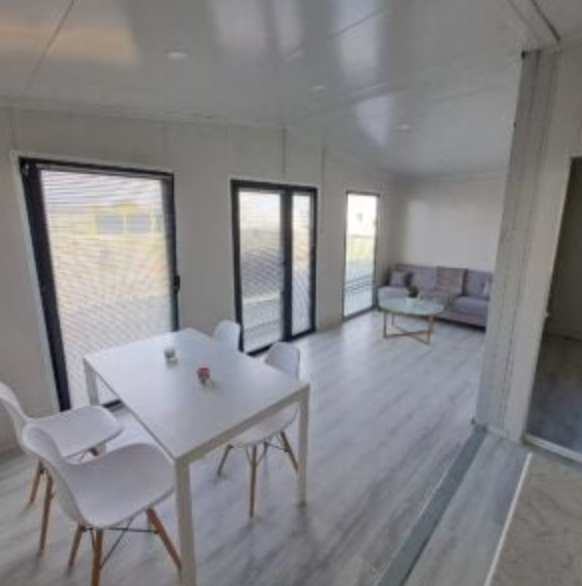 Bangalô mobiliado – Chalé com jardim de 28 m²