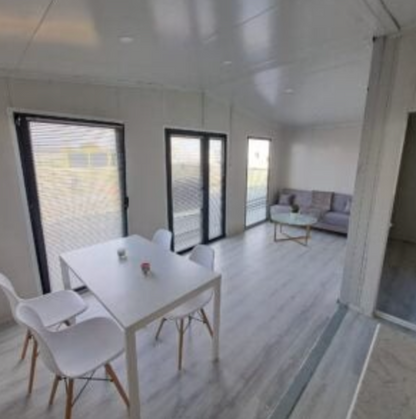 Bangalô mobiliado – Chalé com jardim de 28 m²