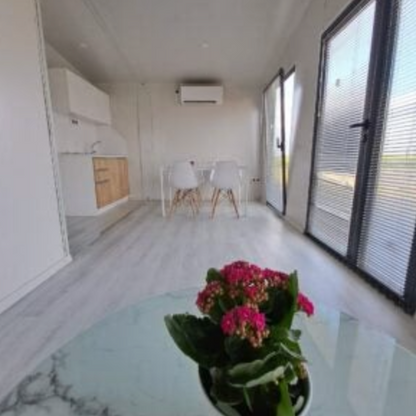 Bangalô mobiliado – Chalé com jardim de 28 m²