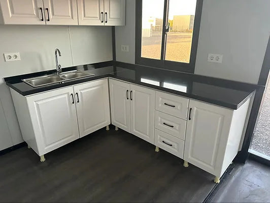 Mini Casa Contêiner Móvel Deluxe (6×6 pés) – 2023